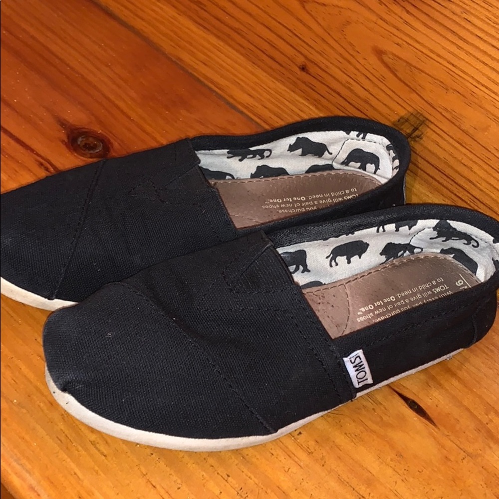 TOMS